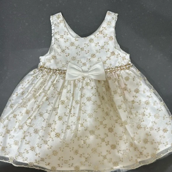 American Princess | Dresses | Beautiful Puffy White And Gold Dress For Baby 2 Months | Poshmark American Princess | Dresses | Beautiful Puffy White And Gold Dress For Baby 2 Months | Poshmark